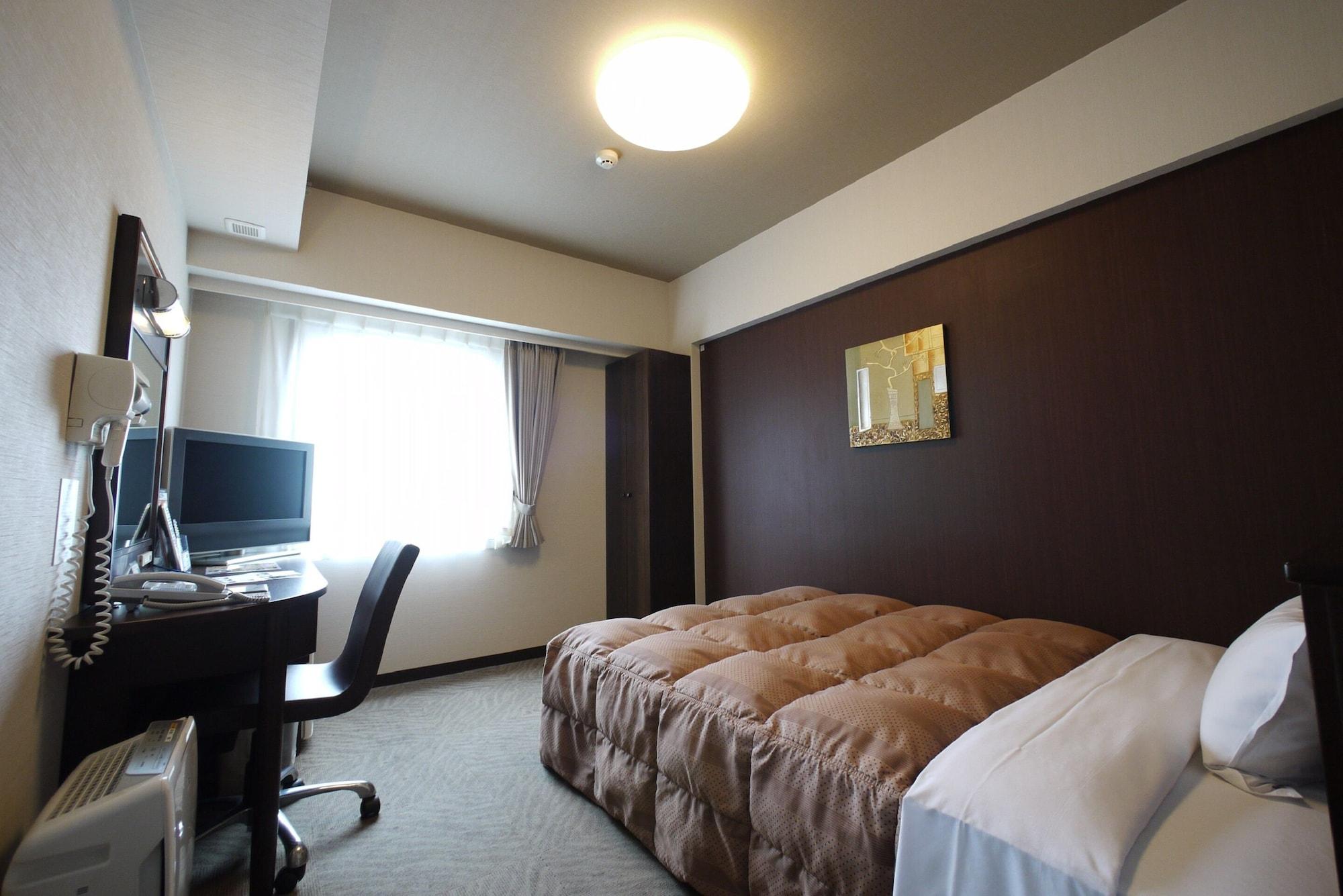 Hotel Route Inn Hirosaki Ekimae Bagian luar foto