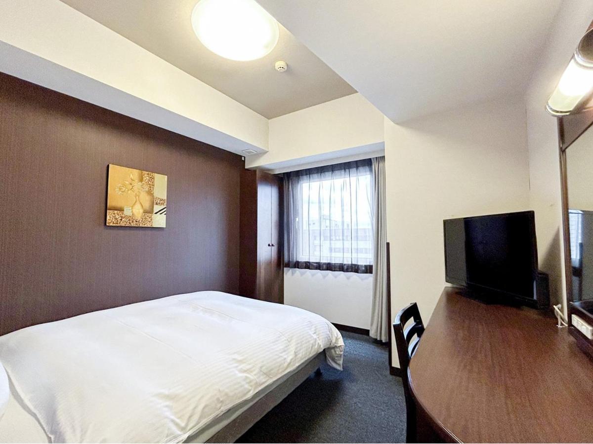 Hotel Route Inn Hirosaki Ekimae Bagian luar foto